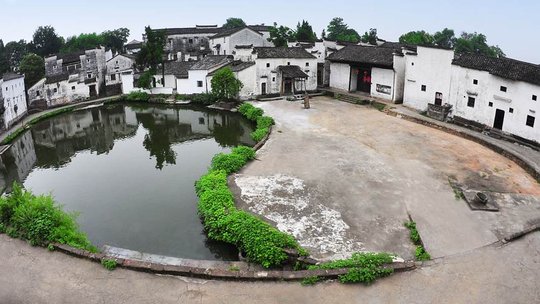 诸葛八卦村