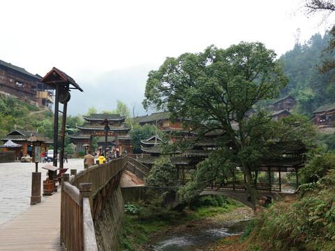 最美的风景在路上:17天背包行之西江千户苗寨30