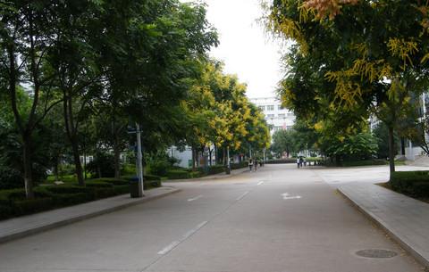扬州，母校及东关街怀古。5
