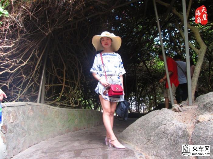 两个姑娘的三亚之旅14
