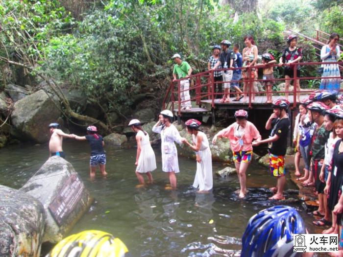 两个姑娘的三亚之旅23