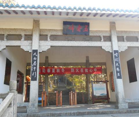 为自己的18岁,送上一份特殊的礼物。24